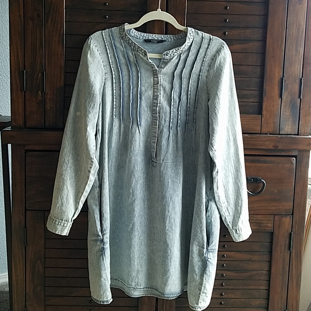 Knot Sister's shirt-dress